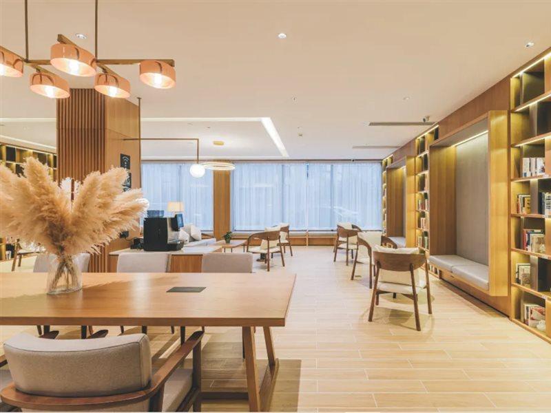 Atour Hotel Ningbo Jishi Harbor Outlets Екстер'єр фото